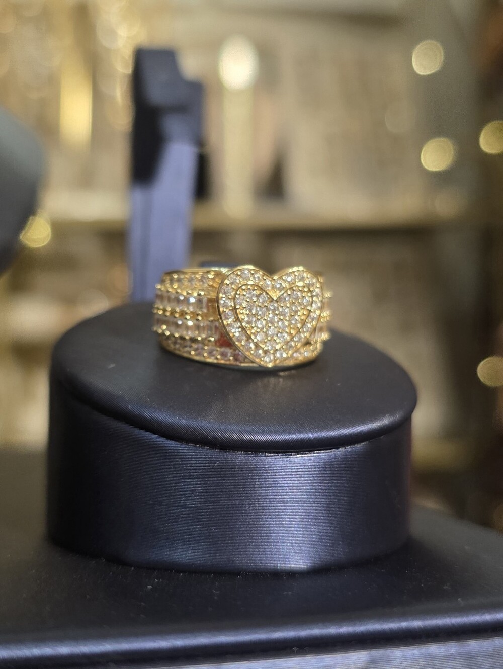 Gold Plated Heart Pavé Ajustable Ring - Women Jewelry